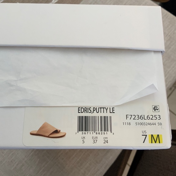 Vince Edris , Putty LE LEATHER SANDAL - Picture 7 of 8